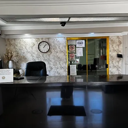Hotel Regis-3