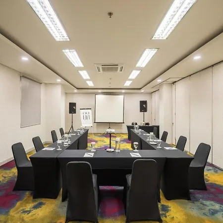 Hotel 88 Mangga Besar 62 - Best Breakfast - Near By Ancol And Government Center-3