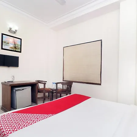 Oyo Hotel Temple View-3