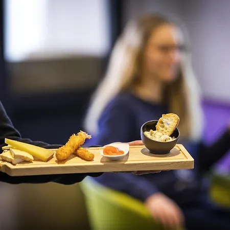 Mercure Cherbourg Centre Port-2