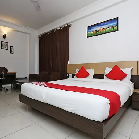 Hotel O Cyber Inn-2