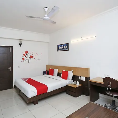 Hotel O Cyber Inn-3