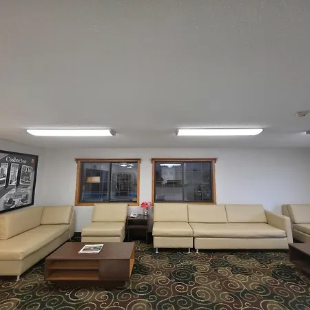 Super 8 By Wyndham Coshocton Roscoe Village-2