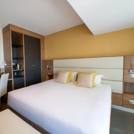 Hotel Port Toga-3