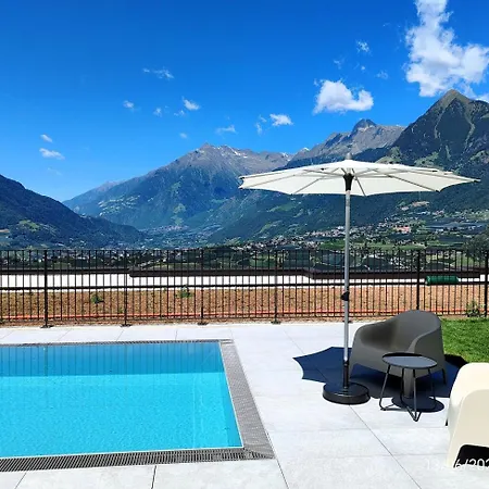 Schenna Garni Eden Bed&Breakfast-2