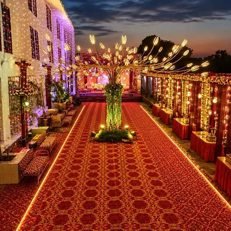 Gods County Hotels & Resorts-3