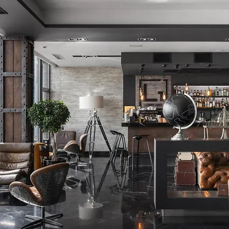 M1 Club Hotel-3
