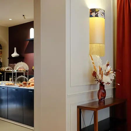 Hotel Mayflower Opera-3