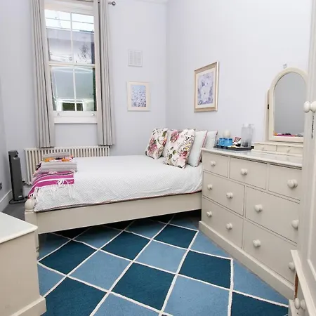House Close To Kings Cross-2