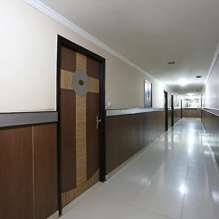 Oyo Hotel Mukut Regency-3