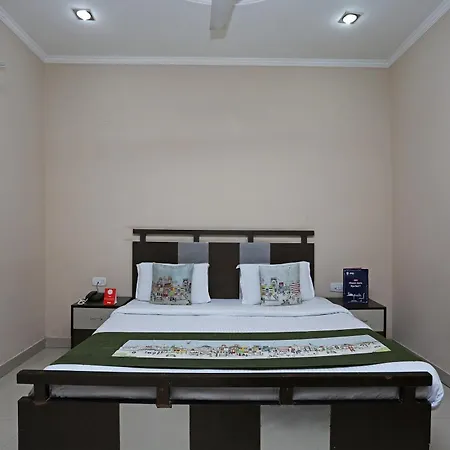 Oyo Hotel Mukut Regency-2
