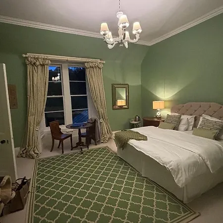 Newton Farmhouse B & B-2