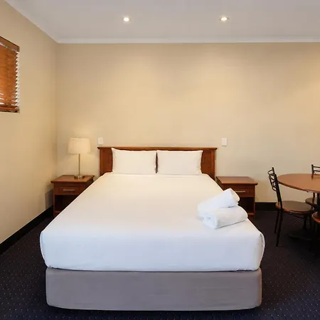 Gladstone Capricorn Apartments-3
