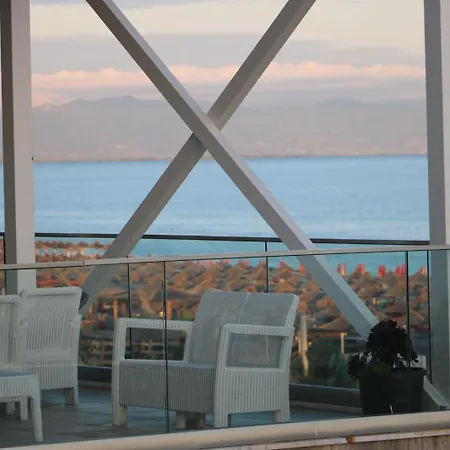 Fishta Hotel & Apartments-3
