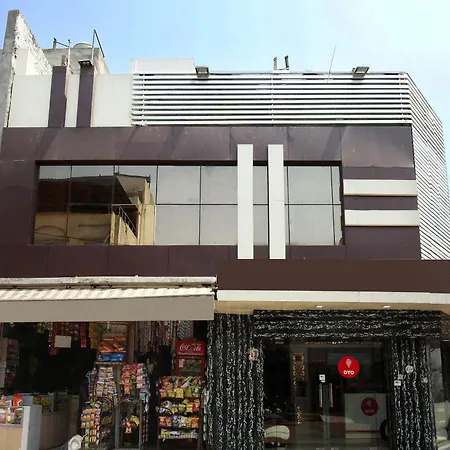 Townhouse Hussainpara Square Formerly Rich Inn-2