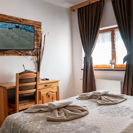 Rustic Lodge Plitvice-3