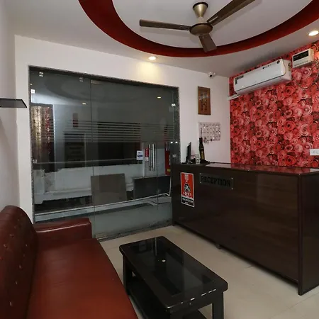 Hotel O Diamond Star-2