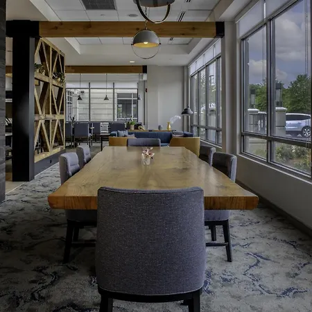 Hilton Garden Inn Jackson-2
