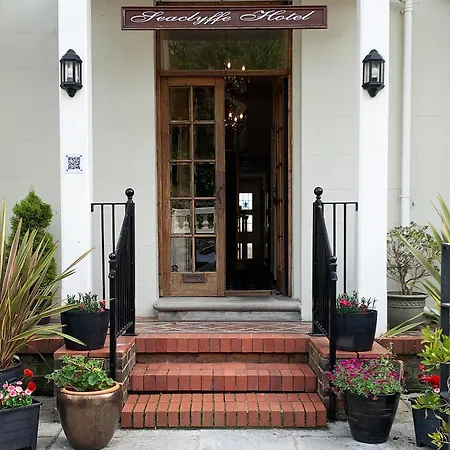 Seaclyffe Hotel Ltd-3