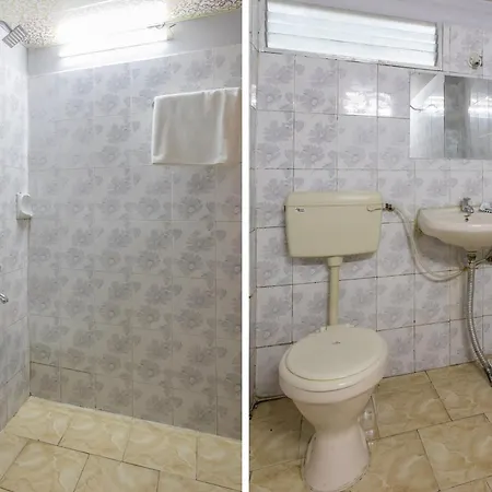 Hotel O Santushti-3