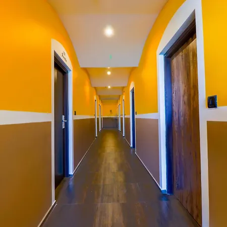 Hotel O Home Le Bliss Hotels ,3 Mins Walk From Rock Beach-3