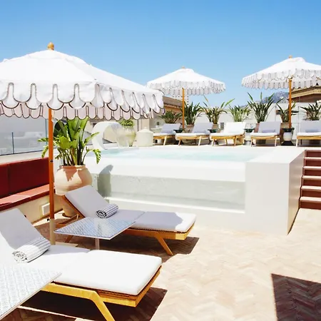 Casa Nostra Luxury Suites & Spa-3