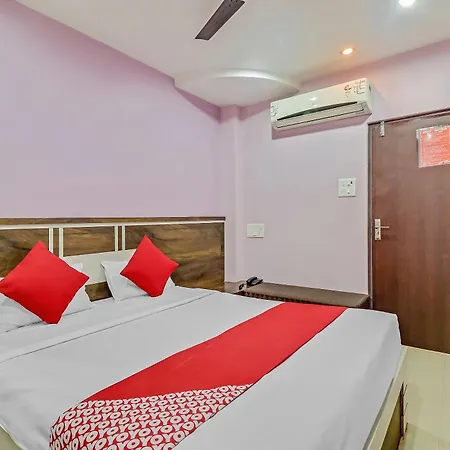 Hotel O Royal-3