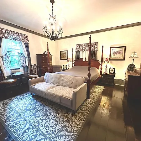 Belmont Inn-2