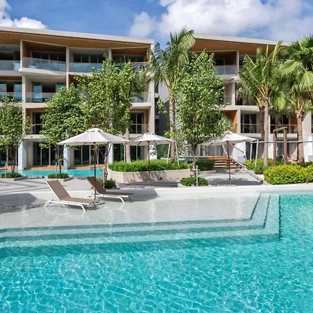Wyndham Grand Nai Harn Beach Phuket-3