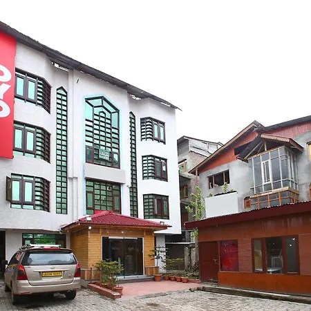 Hotel O Azad-2
