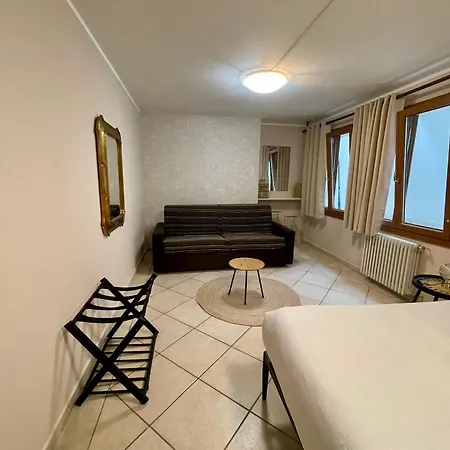 Residence Villa Margherita With Pool & Hydromassage-2