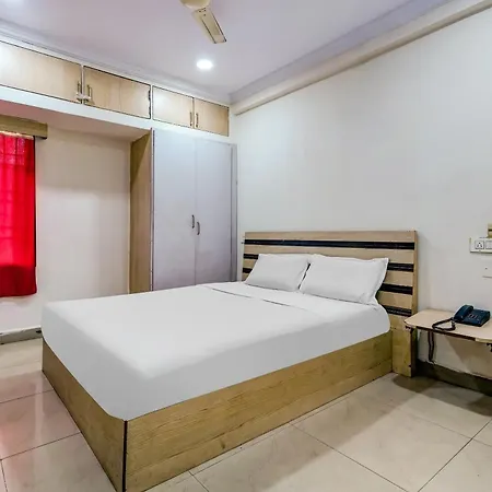 Hotel O Gayatri Guest House-2