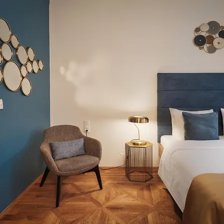 Golden Angel Suites By Adrez-3