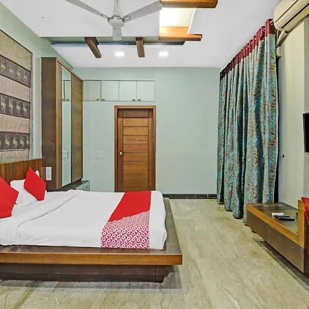 Oyo Flagship Tara Holiday Homes Stay-2