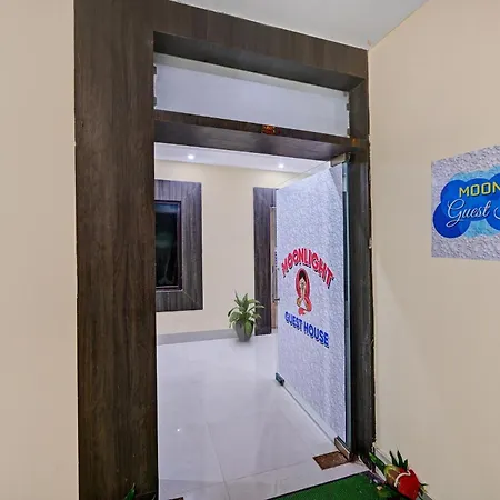 Hotel O Moonlight Guest House-3
