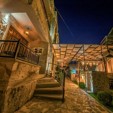 Louis Cappadocia-3