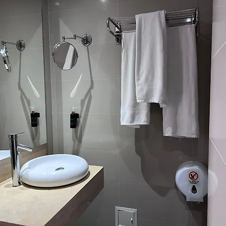 Hotel Charlotte Suite 26-2