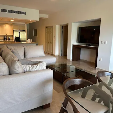 2 Bed 2 Bath, Plus One Den At Playa Royale Condo 3508, Free Wifi-2