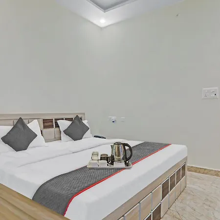 Townhouse P.S.Palace Near Amausi Metro Station-3