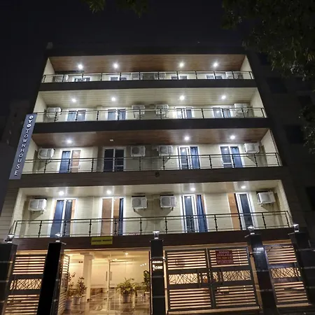 Townhouse 1167 Gold Souk-3