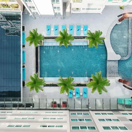Novotel Living Bangkok Sukhumvit Legacy-2