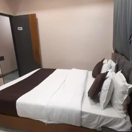 Hotel Purushottam-2