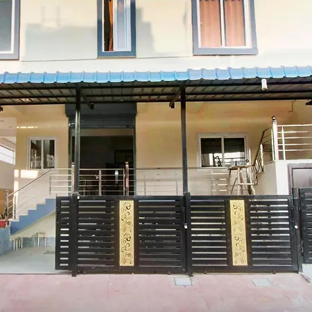 Oyo 82094 Hotel Saras Inn-3