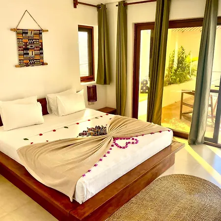 Aluna Beach Apartments-3