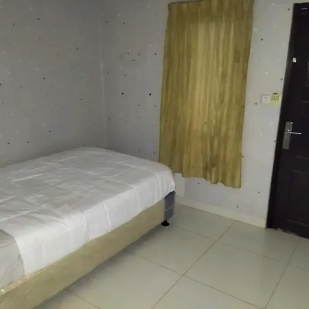 Oyo 93540 Bintang Residence 2-2
