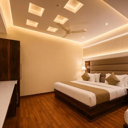 Hotel Geet Deluxe Near Connaught Place And New Delhi Railway Station-3