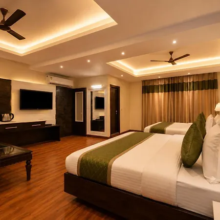 Hotel Geet Deluxe Near Connaught Place And New Delhi Railway Station-2