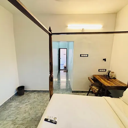 Courtyard Castle Heritage Resort - Private Villa & Rooms-3