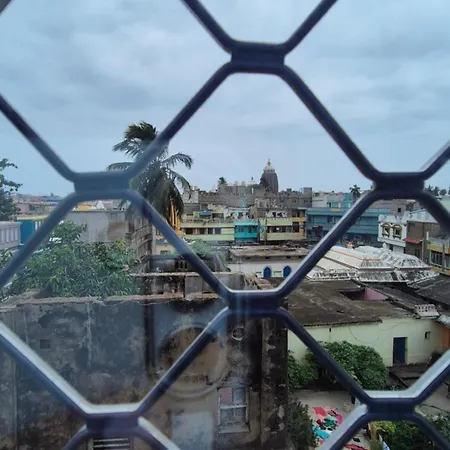 Gayatri Guest House-3