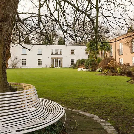 Dunadry Hotel And Gardens-2
